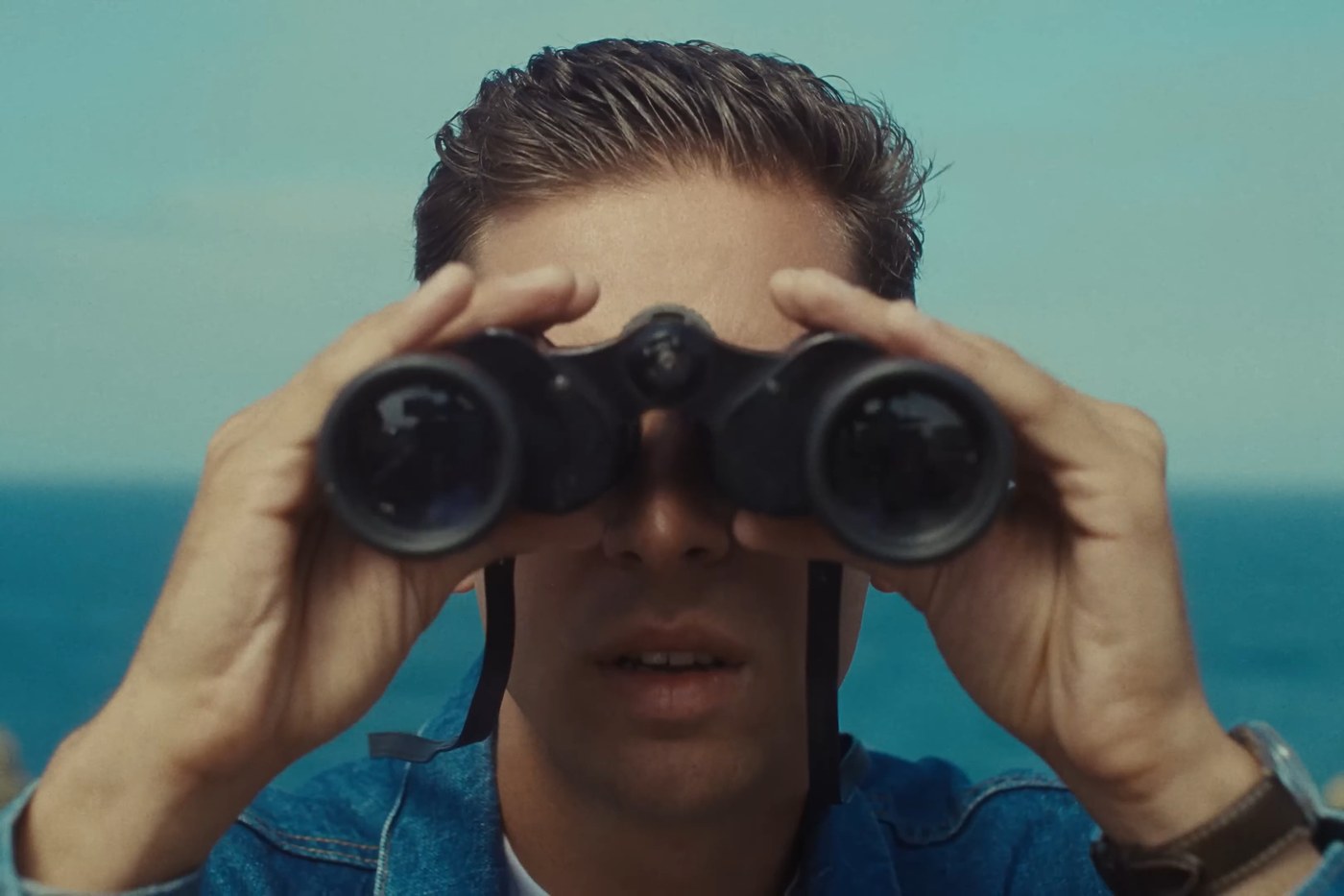 Miguel Luz · close do binóculo